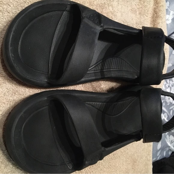 Teva Amphibious Sandals, M9, W11 - Picture 2 of 6